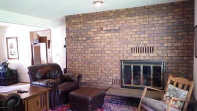Living Room Gas Fireplace