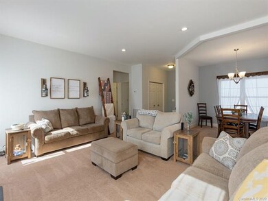 177 Hidden Knoll Dr, Hendersonville, NC 28792 - photo 6