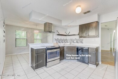 953 Duskin Dr, Jacksonville, FL 32216 - photo 3