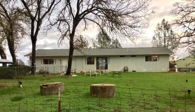 20917 Heston Ln, Redding, CA 96003 - photo 2