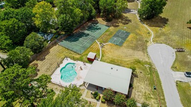 148 Wildwood Lake Dr N, Huntsville, TX 77340 - photo 6