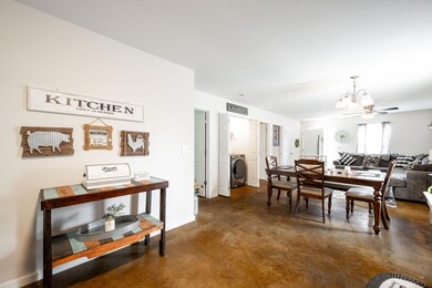 396 Glenview Dr, Trenton, GA 30752 - photo 2