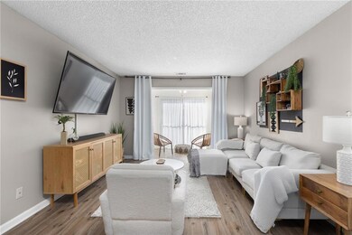 Lenox Green unit 2, Atlanta, GA 30324 - photo 4