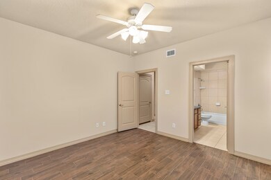 1607 Bass St unit B, Houston, TX 77007 - photo 6
