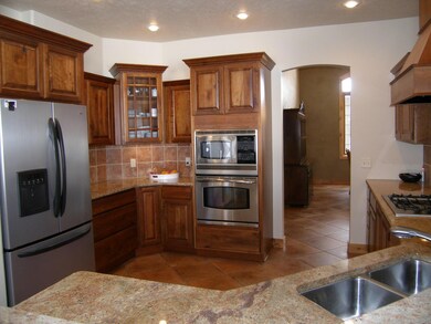 Kitchen 2