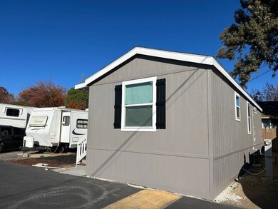 1490 E 6th St unit 7, Beaumont, CA 92223 - photo 3