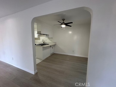 17061 Grove Cir unit A, Huntington Beach, CA 92647 - photo 3