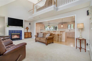 313 SW Marsh Wren St, Lees Summit, MO 64082 - photo 5