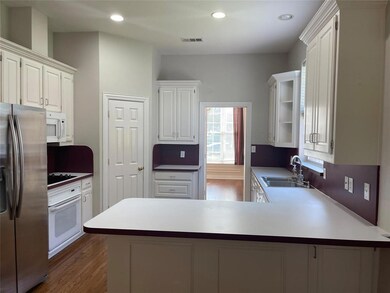 716 Ticonderoga Dr, Denton, TX 76205 - photo 6