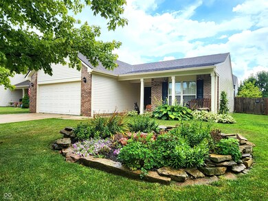 1235 Fiesta Dr, Franklin, IN 46131 - photo 2