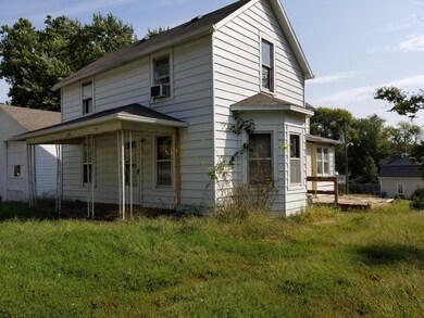 214 N Elm Ave 4