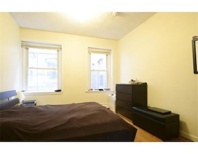 109 Endicott St unit 3, Boston, MA 02113 - photo 3