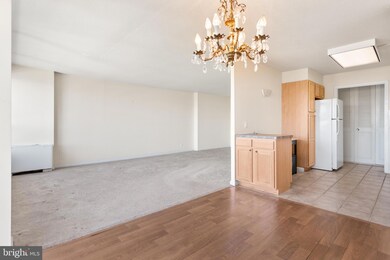 Green Hill Condominiums unit E-912, Wynnewood, PA 19096 - photo 4