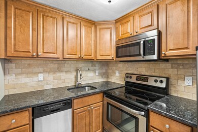 1 Greenridge Ln unit 4, Lincoln, MA 01773 - photo 4