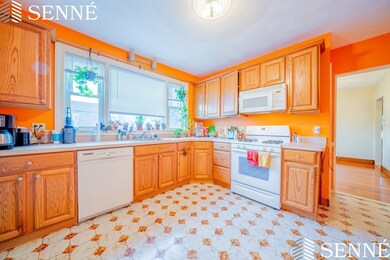 7 Ware St unit 2, Somerville, MA 02144 - photo 6