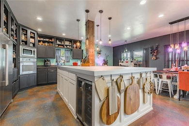 302 W Fulton St, Gentry, AR 72734 - photo 3