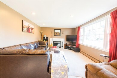 43 New Britain Dr, Warwick, RI 02889 - photo 6