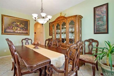 31380 Bluebeech Ct, Temecula, CA 92592 - photo 3