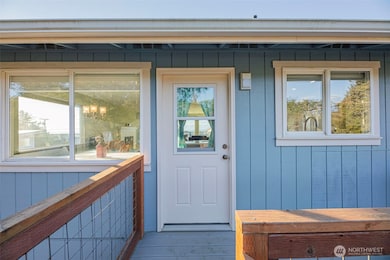 1975 Island View Rd, Oak Harbor, WA 98277 - photo 4