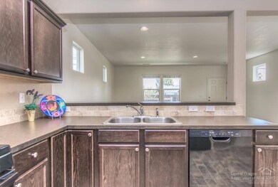 61145 Brosterhous Rd, Bend, OR 97702 - photo 5