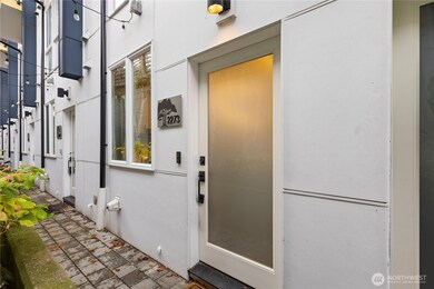 2273 14th Ave W, Seattle, WA 98119 - photo 3