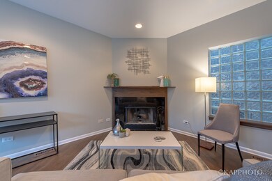 957 N Honore St, Chicago, IL 60622 - photo 2