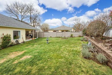 500 Ridgeway Ave, Central Point, OR 97502 - photo 7