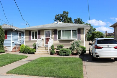 268 Edison St, Staten Island, NY 10306 - photo 3