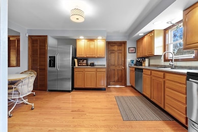 7 Lothrop St, Beverly, MA 01915 - photo 5