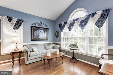 6111 Flemish Blue Ct, Sykesville, MD 21784 - photo 3