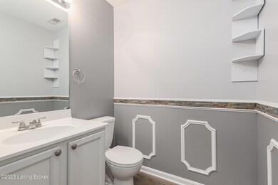 6631 Arbor Creek Dr, Louisville, KY 40228 - photo 7