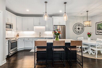 616 Boardwalk Ln, Dexter, MI 48130 - photo 4