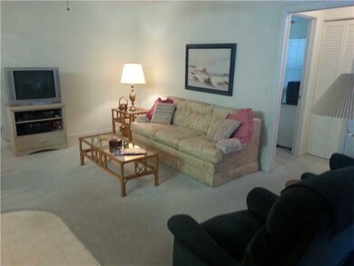 Living Room. Comes completely furnished,just bring