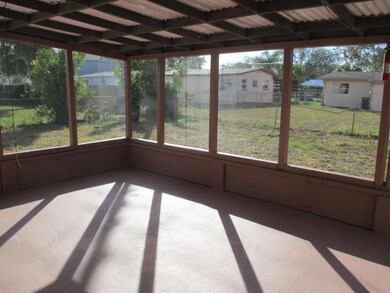 1486 Stanley Ln, Melbourne, FL 32935 - photo 6