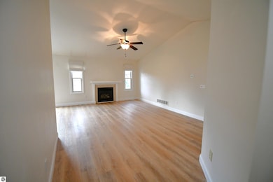 07155 Applewood Dr, Charlevoix, MI 49720 - photo 3