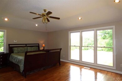 4297 Lee Cline Rd, Conover, NC 28613 - photo 3