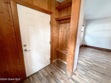 21 Regent St, Albany, NY 12202 - photo 7