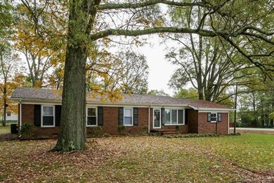 453 Kingfield Dr SW, Concord, NC 28027 - photo 2