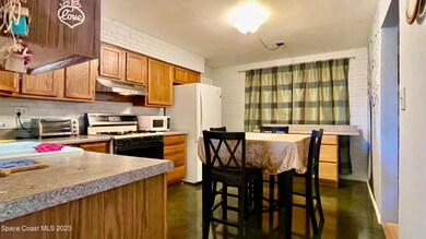 965 Cocoa St, Merritt Island, FL 32953