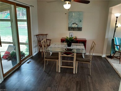 Dining room that opens to screened in deck