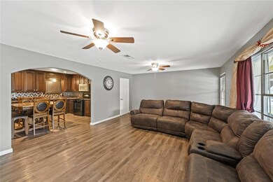 872 Odie Dr, Fort Worth, TX 76108 - photo 5