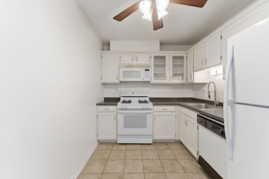 900 E Wilmette Rd unit 220, Palatine, IL 60074 - photo 5