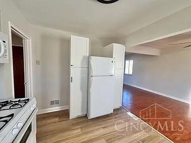 1116 Madeleine Cir, Cincinnati, OH 45231 - photo 7