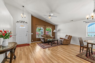 746 Marshall Ave -3