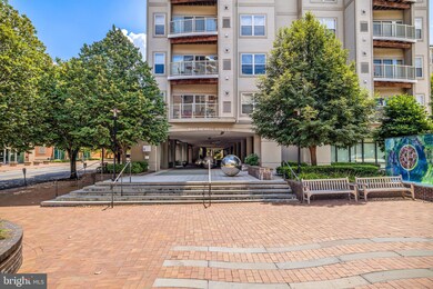 8045 Newell St unit 302, Silver Spring, MD 20910 - photo 2