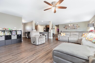 120 Otter Ct, Lakeview, OH 43331 - photo 2