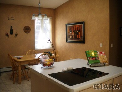 Kitchen can accomodate large table for eat-in dini