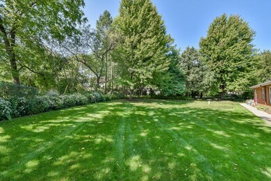 1336 Shady Ln, Wheaton, IL 60187 - photo 4