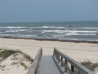 Beach walkover to the beach.