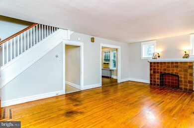 1301 N 13th St, Reading, PA 19604 - photo 4